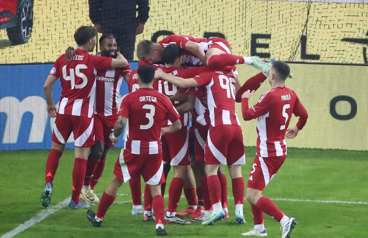 ΟΛΥΜΠΙΑΚΟΣ ΑΕΚ