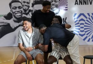 ANTETOKOUMNPO BROTHERS