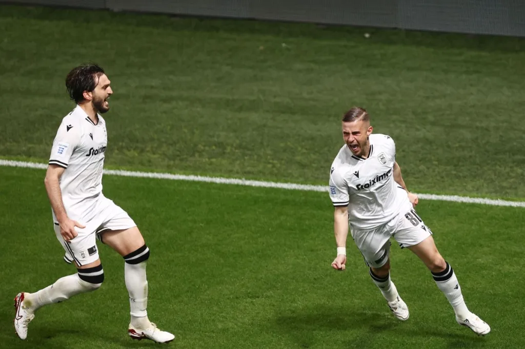 ΑΕΚ ΠΑΟΚ 2-3