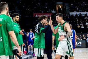 Μήτογλου ή αλλιώς… Φώτσης: Είχε περισσότερα τρίποντα από όλο τον υπόλοιπο Παναθηναϊκό! (video)
