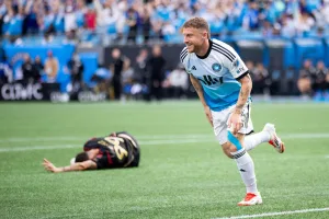 Ο Πεπ Μπιέλ κάνει… παπάδες στο MLS και μας θυμίζει γιατί ο Ολυμπιακός τον αγόρασε! (video)