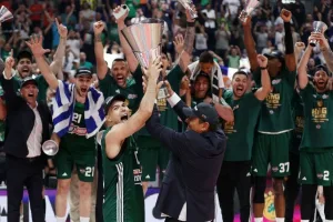 Το Άμπου Ντάμπι περιμένει τον «βασιλιά» και ο Σλούκας ετοιμάζεται να «γράψει» ιστορία!