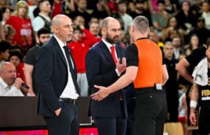 Η σκληρή απάντηση του Βασίλη Σπανούλη στον Πενιαρόγια μετά την ήττα από την Μπαρτσελόνα: «Δεν παίζουμε βρώμικα»