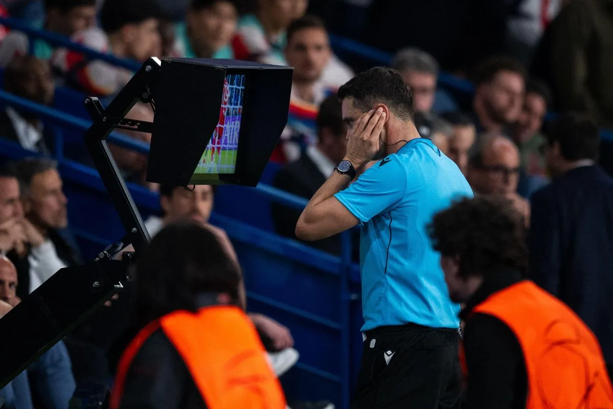 VAR