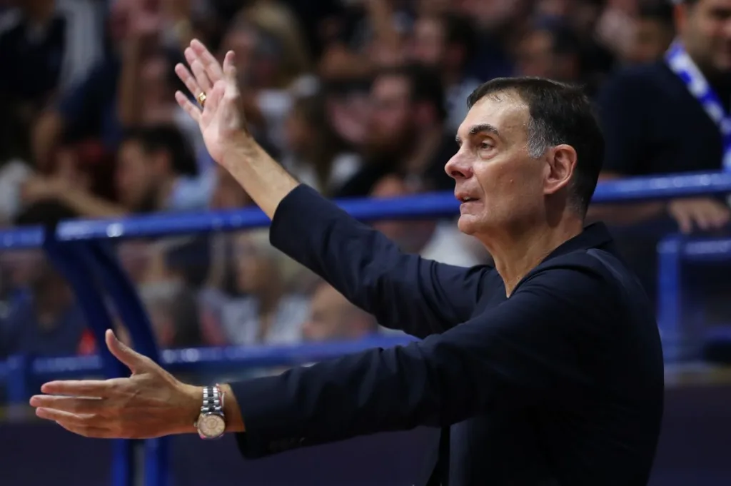 Η ειδική αναφορά του Μπαρτζώκα για Γουόκαπ, Φαλ & ΜακΚίσικ, μετά το ματς με τον Ηρακλή (video)